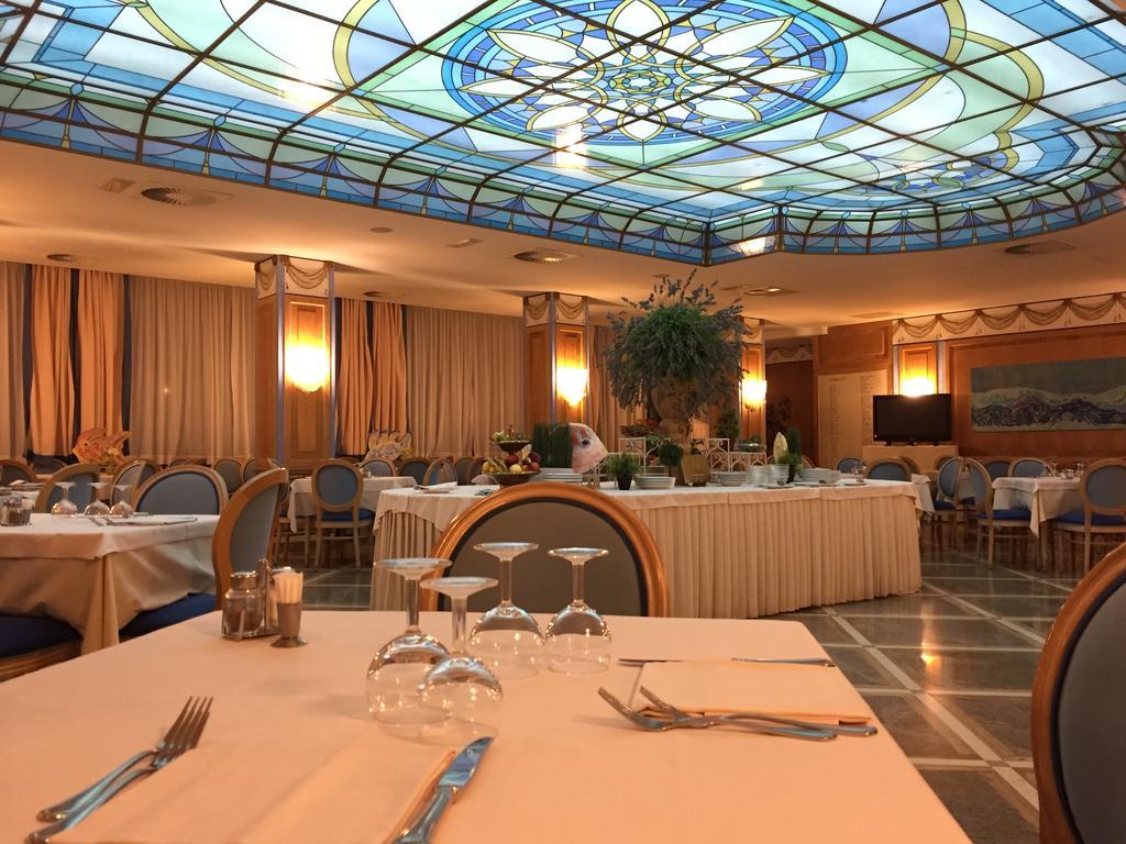 Hotel Promenade Montesilvano Ngoại thất bức ảnh